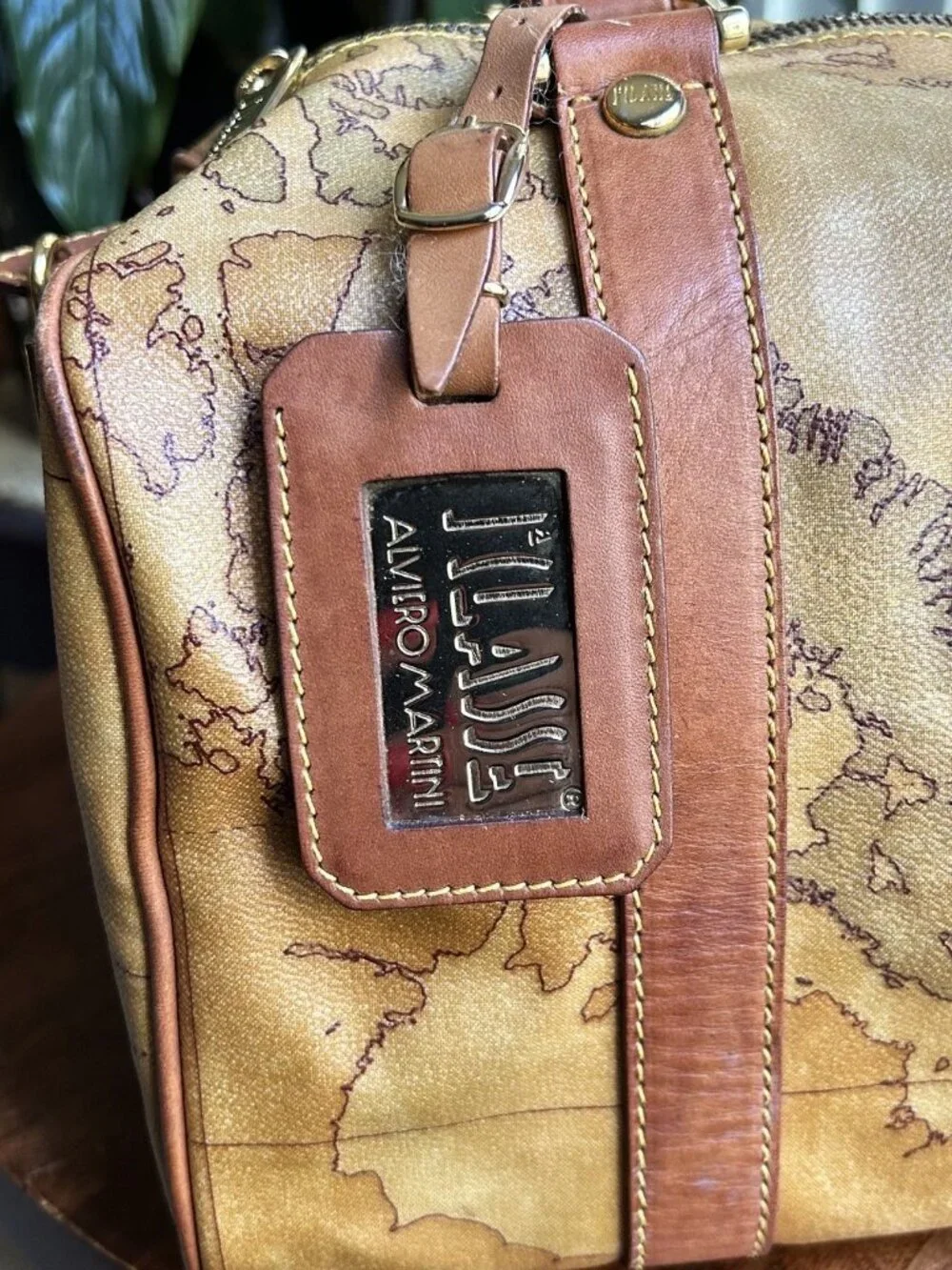 ALVIERO MARTINI Geo Classic Boston Bag, Honey Tan
